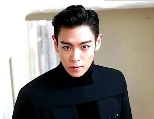 过了35岁的男人别总留平头,\