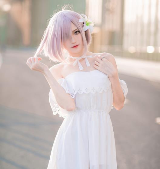 有种"百变造型"叫腐团儿,学生装清纯,而最后一组让网友失望!