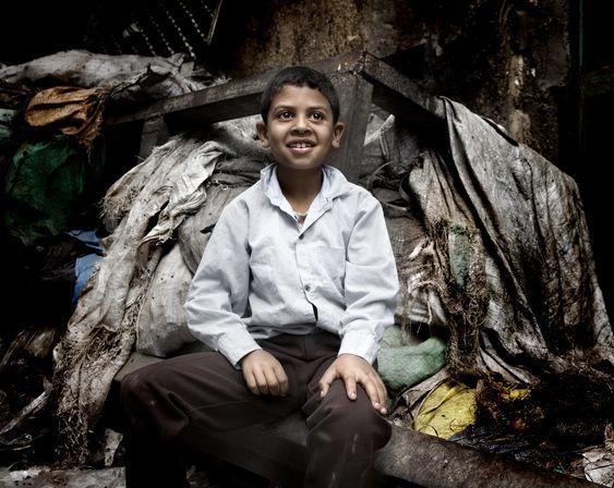 印度贱民因"不配拥有漂亮胡须"被强迫剃掉,还遭高种姓7人毒打|达利特