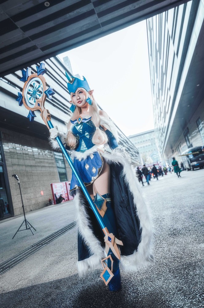 英雄联盟索拉卡小奶妈cosplay