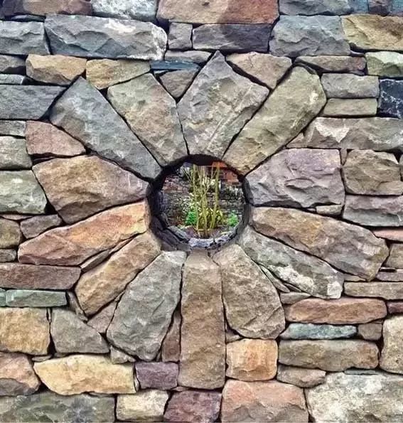 石头围墙怎么做图片