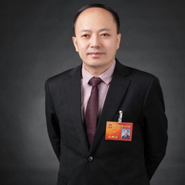 哈尔滨仲裁委员会仲裁员:李万春