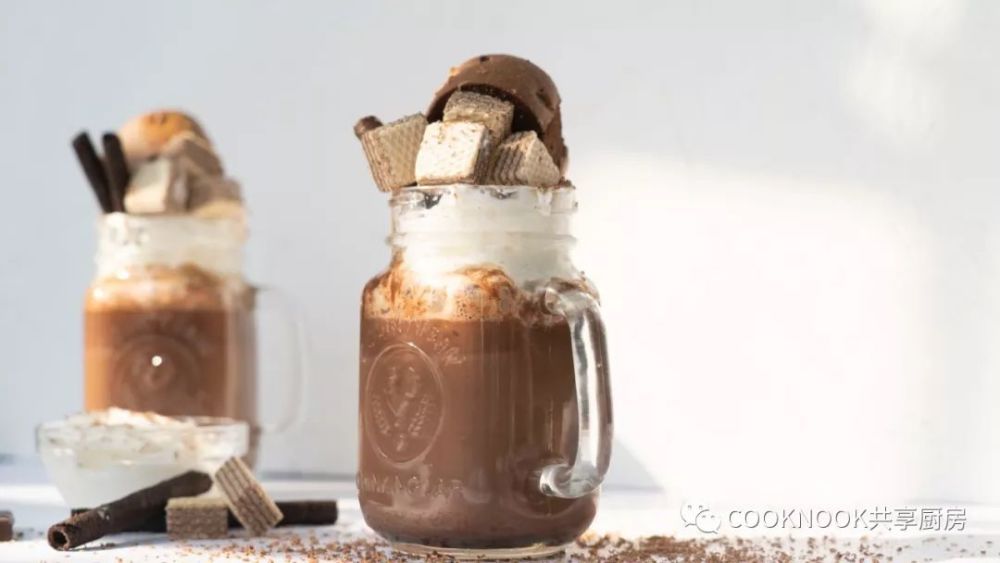 秋冬限定百利甜热巧克力酒