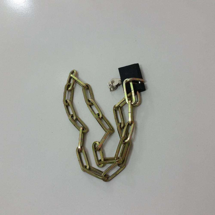 吴用拿一对铜链做武器,居然还可以当钱用