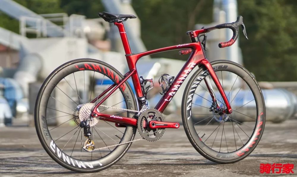 富律业全内走线破风利器 力敏纳aprisa公路车全新上市