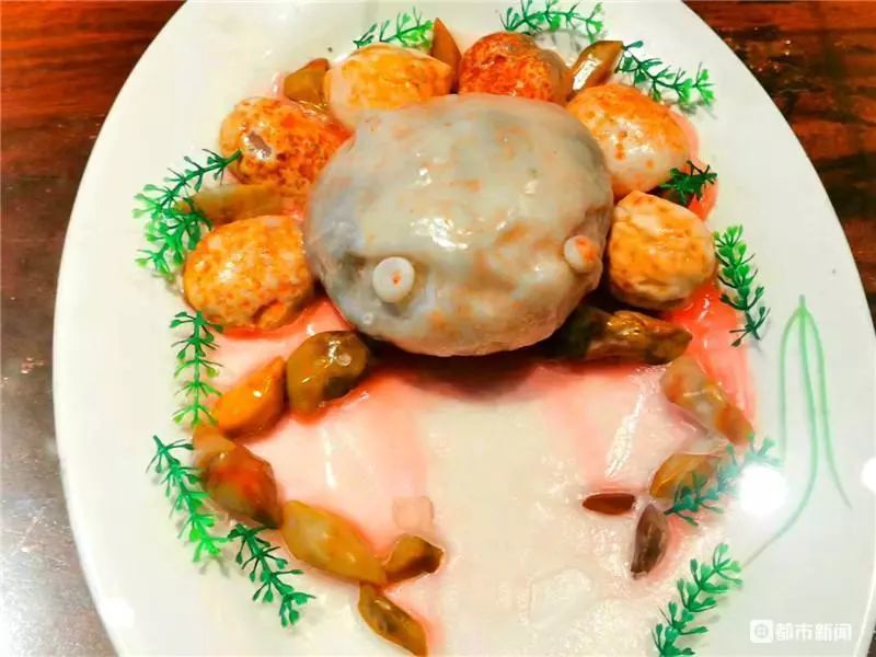 只能观赏不能食!这排"长桌宴",全是"肉石菜"