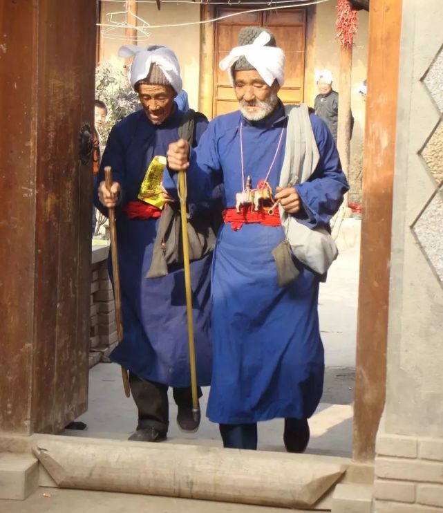 春意盎然的礼县春官演唱