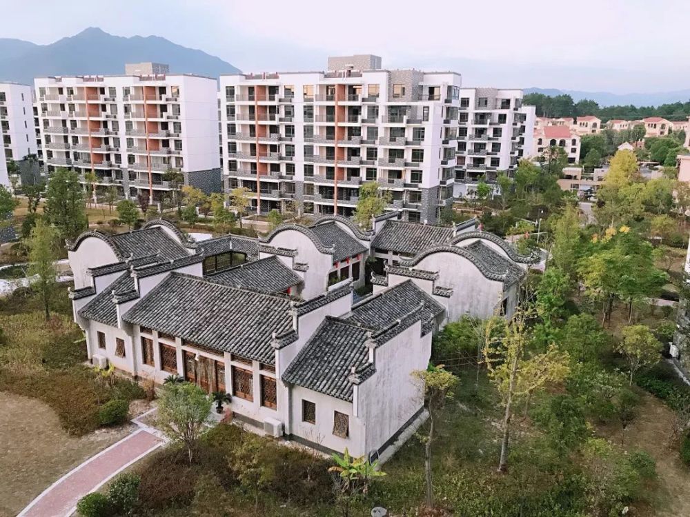 30来万黄山洋房带你住"近"宏村