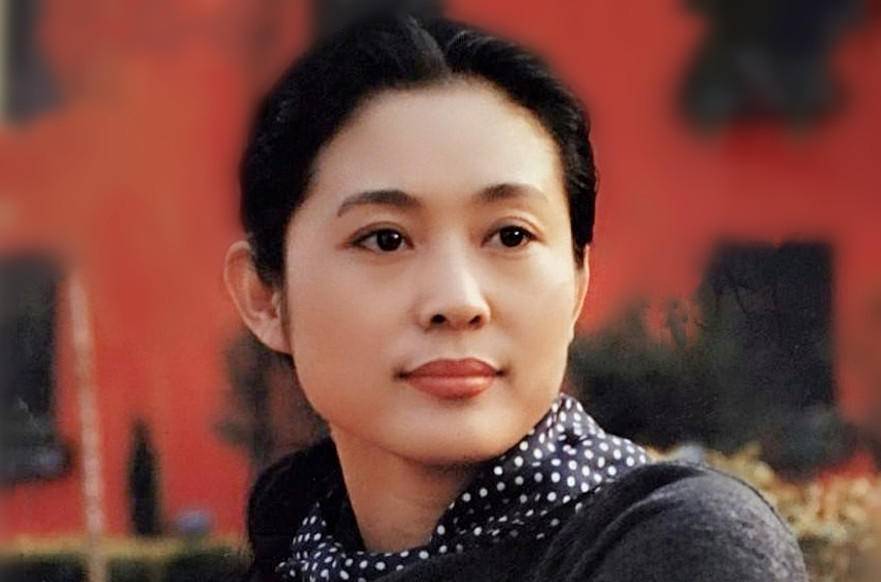 明星颜值变化显心态肖战眼神变化似换脸倪萍历经风波放飞自我