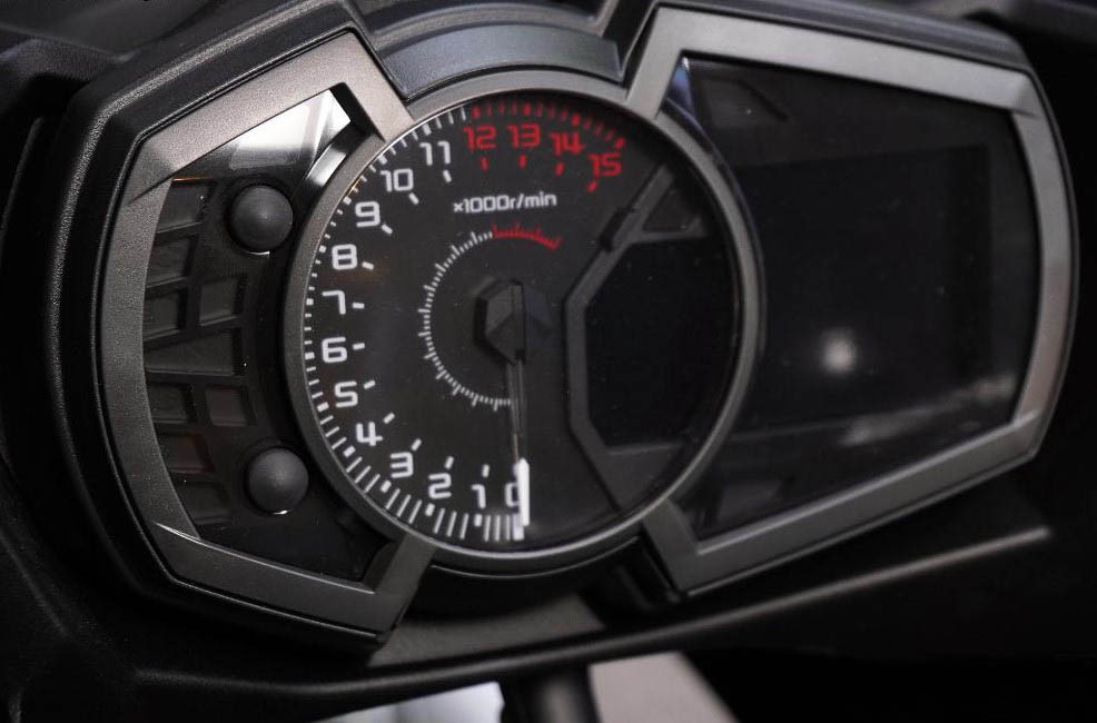 川崎2020款ninja400到店实拍新增红色你喜欢吗