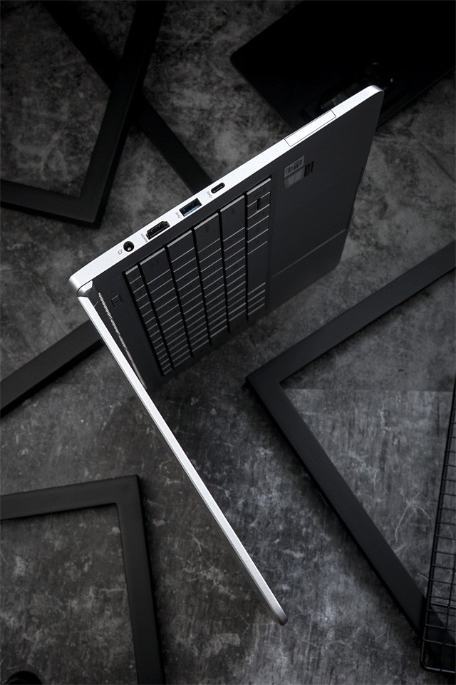 双12售罄爆款 神舟精盾u45s2镁铝合金512g pci-e ssd