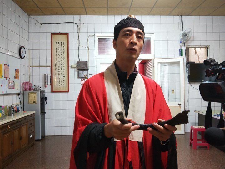 金榜题名!台湾史上出现第一个考上博士的道士