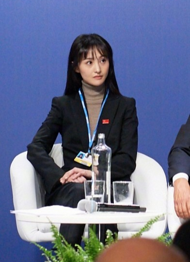 联合国发博认可郑爽的发言,人美且有才华,爽妹子要有信心!