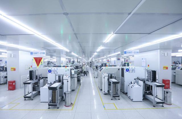 原来5g手机是这样诞生的vivo工厂强大产能曝光