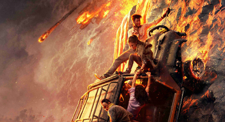 天火不能算烂片特效意外好看昆凌演技及格王学圻精湛