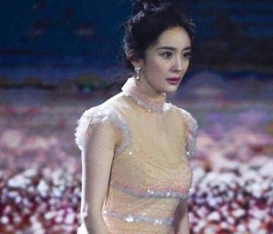 杨幂胖了长啥样?看到她的高清照后,网友:韵味十足