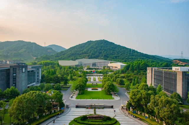 全体城建人:杭科院建校10周年&城建办学40周年,我们都为您安排好了!