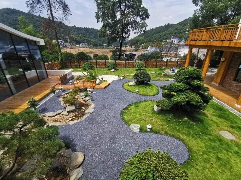 勠力同心积极探索看跳马镇经济社会如何健康稳步发展