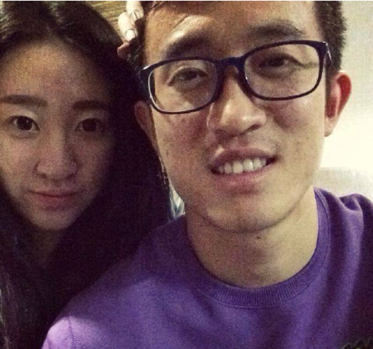 在2017年之前,姜至鹏还是一个阳光上进,宠溺女友的好男人形象