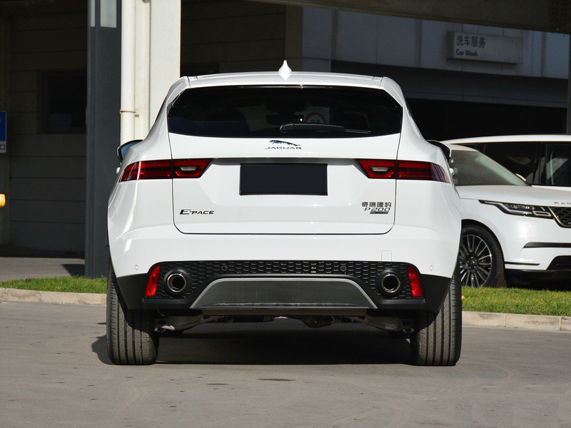 捷豹这次真的拼了,全系四驱和9at的suv,卖得比宝马x1要便宜