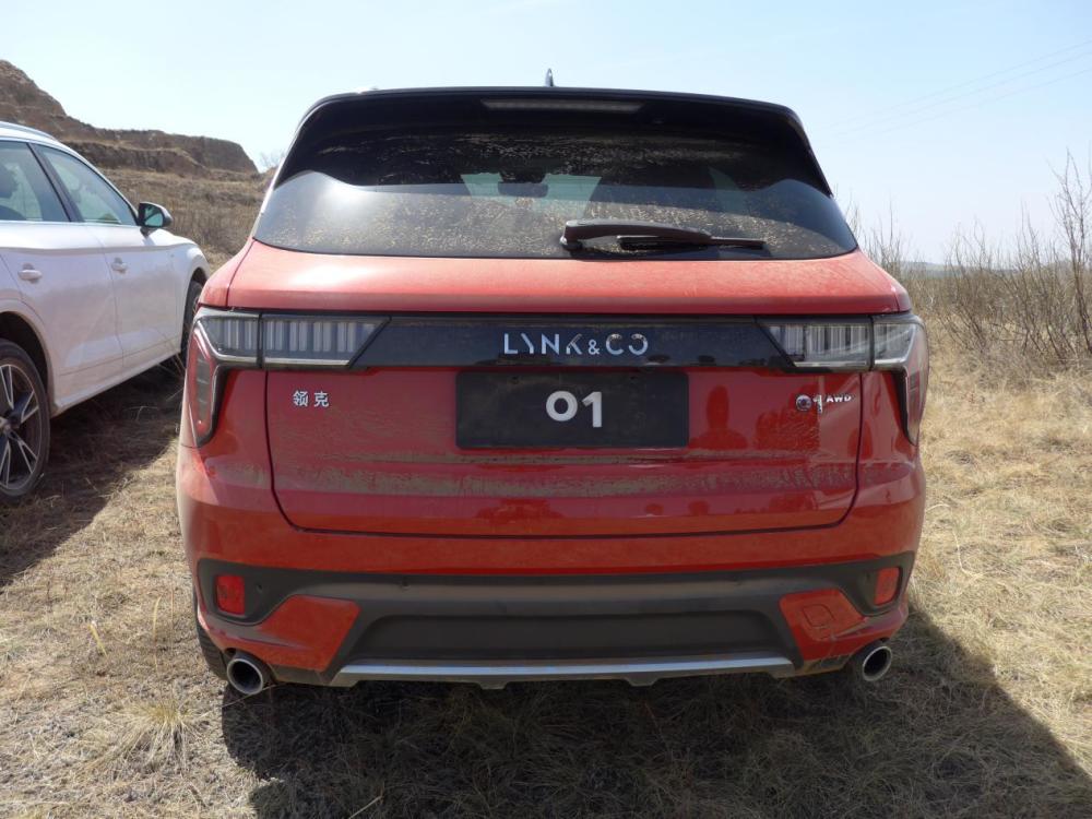 内蒙草原上的一抹红色深度试驾2019款领克01劲pro