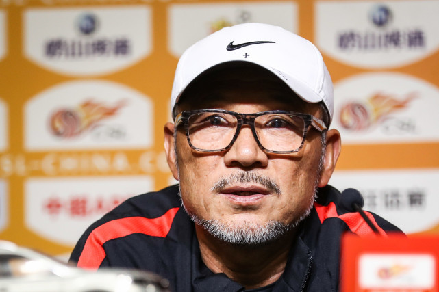 张外龙球员经历很多困难才到这里仍需时间恢复到最佳状态