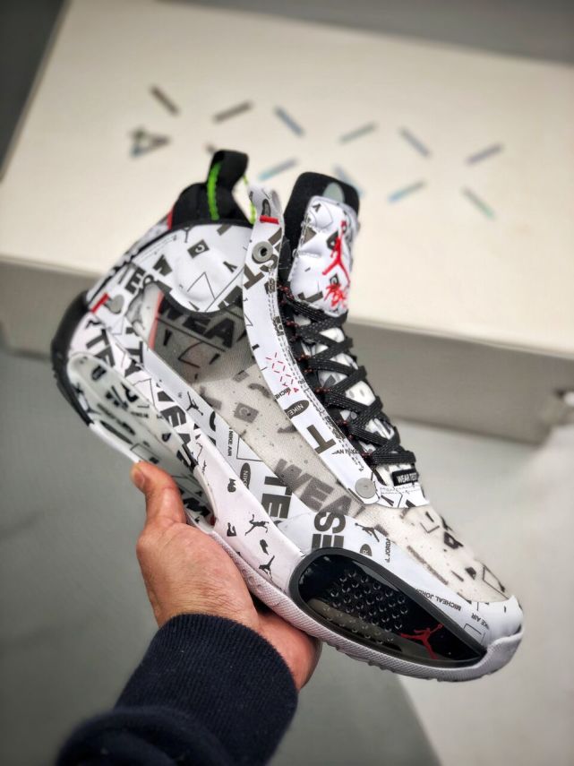 个性爆棚的涂鸦装扮!air jordan 34代新配色开箱测评