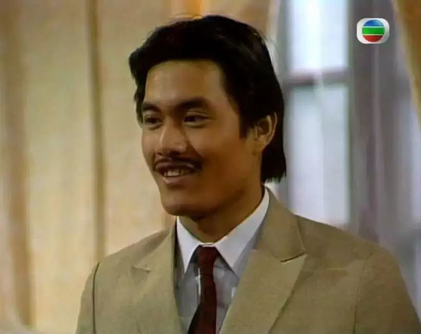 《上海滩》:贫穷的阿力成为富豪的丁老板,他最后愿意离开上海吗?