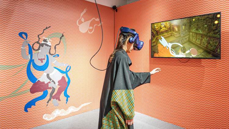敦煌秘境宋潮vr互动展亮相豫园高科技让莫高窟古老壁画活了