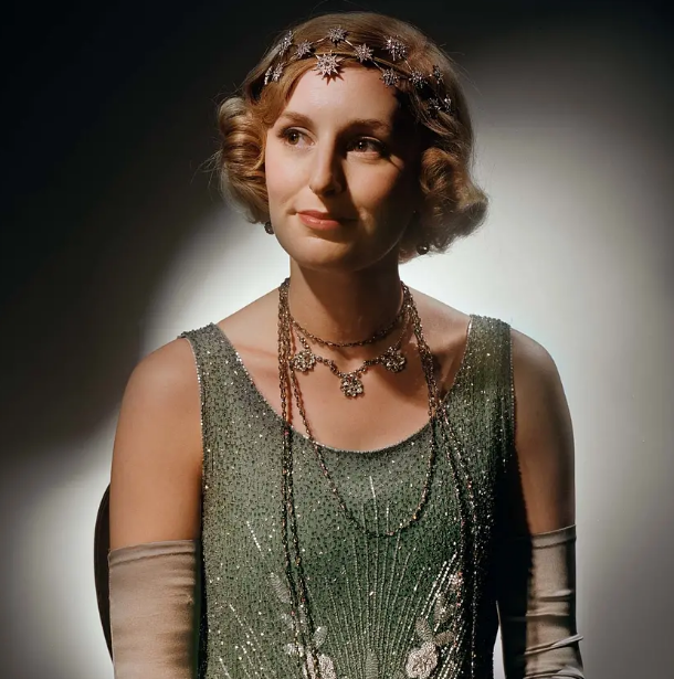 电影《唐顿庄园》剧情盘点,讲述人间百态的故事