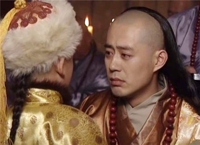 皇长子出生于顺治八年,前面已经说了,名为爱新觉罗·牛钮.