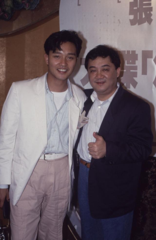 黎小田葬礼前妻关菊英终究未送最后一程,有心人代张国荣送花圈谢恩师