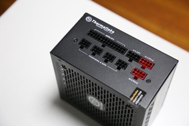 amd x470主板的8 4cpu供电插不满怎么办?试试这个全模组电源