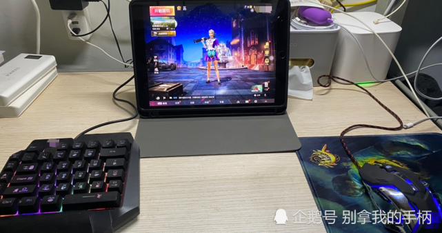 和平精英压枪物理外挂_和平精英怎么压枪?_和平精英万能压枪