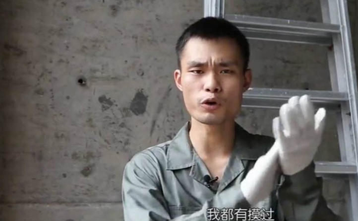 还记得富士康爆火的工人"张全蛋"吗?被首富高薪聘请,如今却变成了这样
