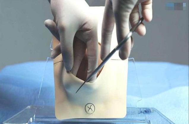 顺产有多考验女性产妇看完图片被吓哭对孩子再好也不选