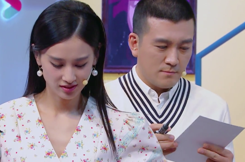 杨子黄圣依多壕?古董摆满一面墙,谁注意装古董的箱子?比古董贵