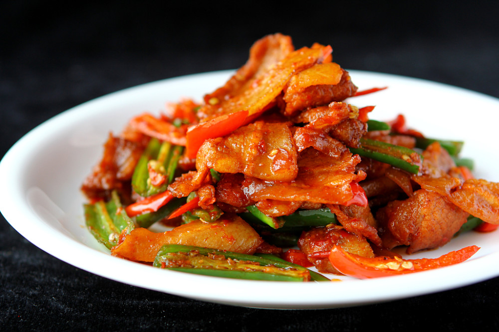 到四川旅游品尝川菜,你知道"第一川菜"回锅肉的来历吗?