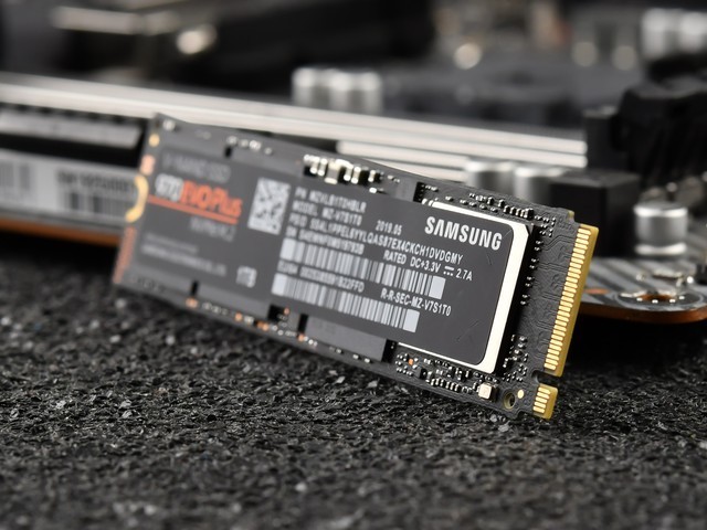 nvme/sata ssd有啥不一样?萌新怎么选