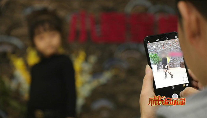 揭秘童模行业乱象：孩子变父母经济来源 “基本不上学”（组图） - 4