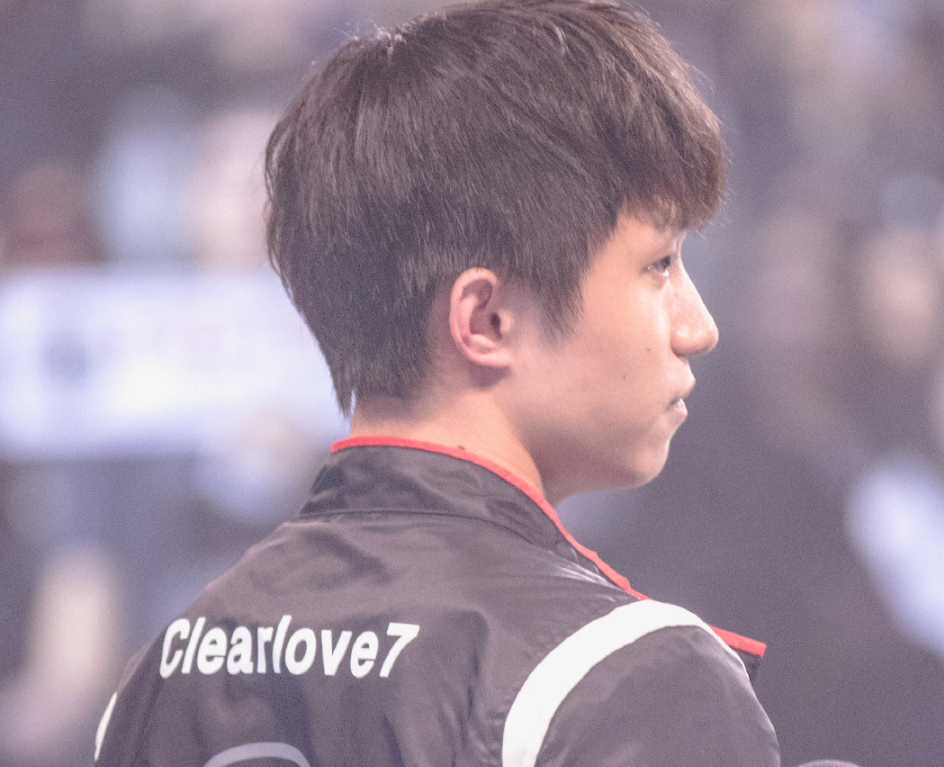 edg厂长转型教练后,六年老将martin也退役了,管泽元送上祝福