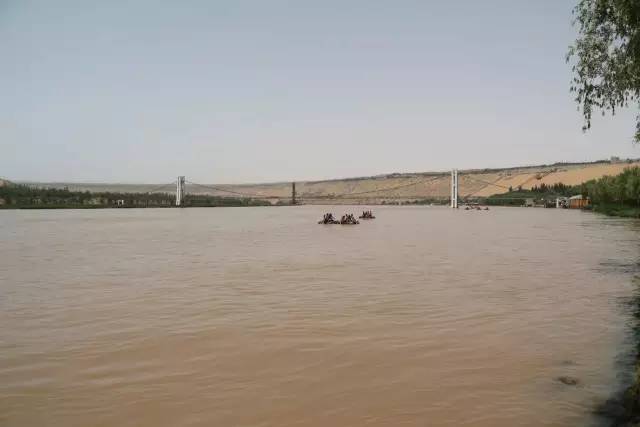 沙漠的尽头是黄河