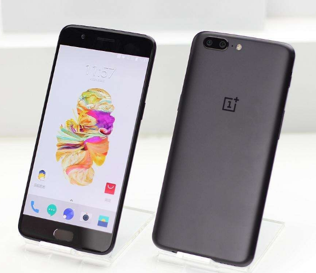 手机屏幕并非越大越好,手机屏幕最佳尺寸是多