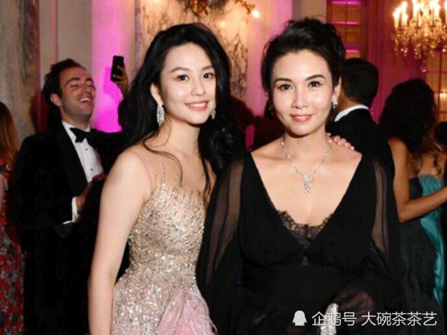邱淑贞和李连杰"世纪同框"的这个名媛舞会,背后的来头可真是不小!
