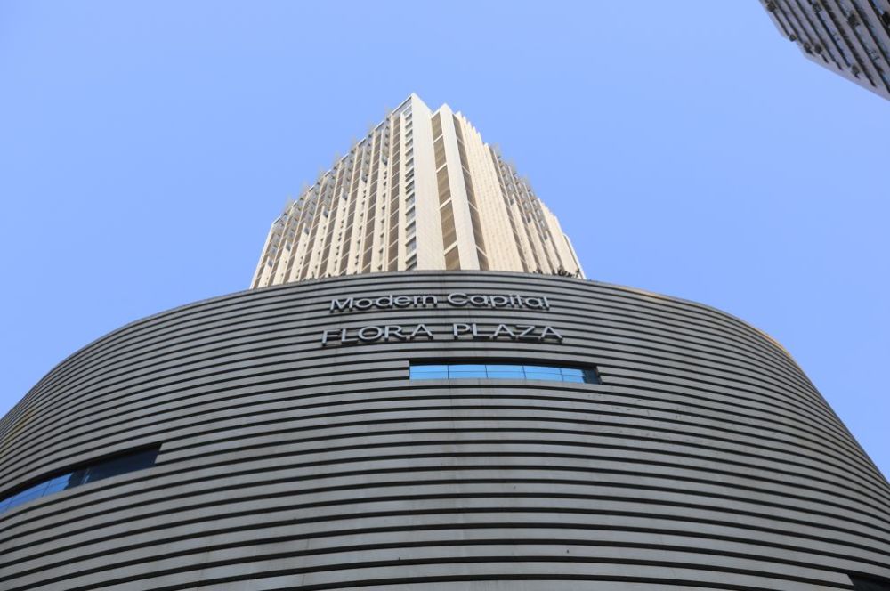 南国花锦,国贸广场的高端购物,满足荷包鼓鼓的帅哥靓女们对大品牌的高