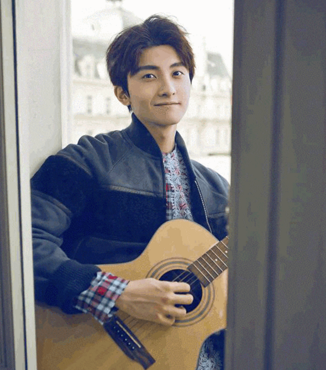 有种整容叫《家有儿女》的钱壮壮,今亮相演员已就位,帅到不敢认