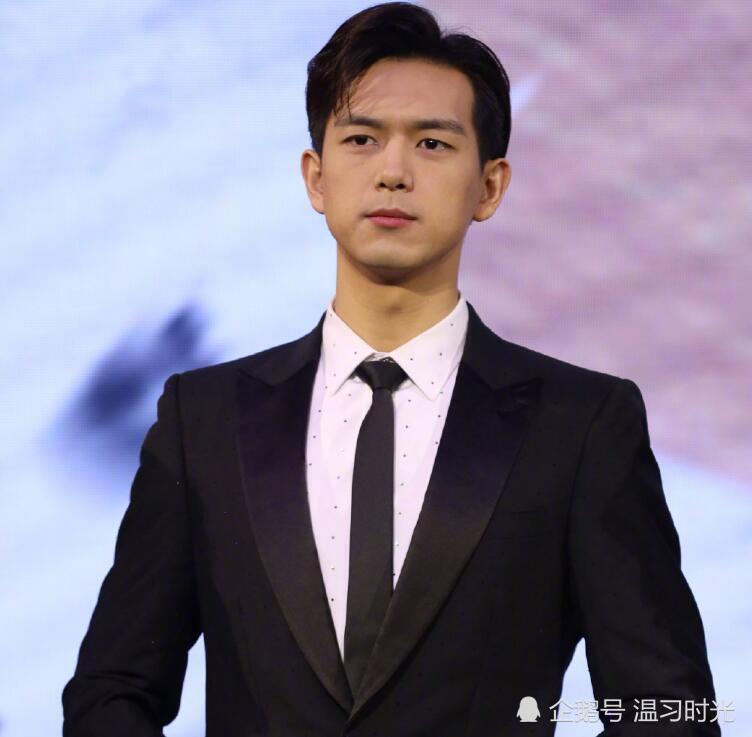 冯小刚邀李现拍电影,李现这样回应,网友:期待他们的二次合作!