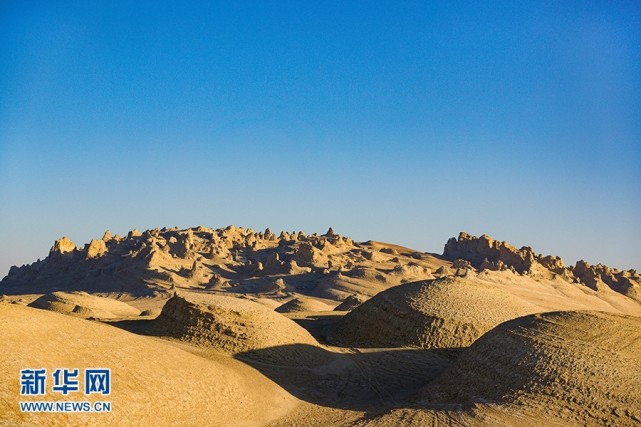 茫崖:西北边陲小城的美丽风光