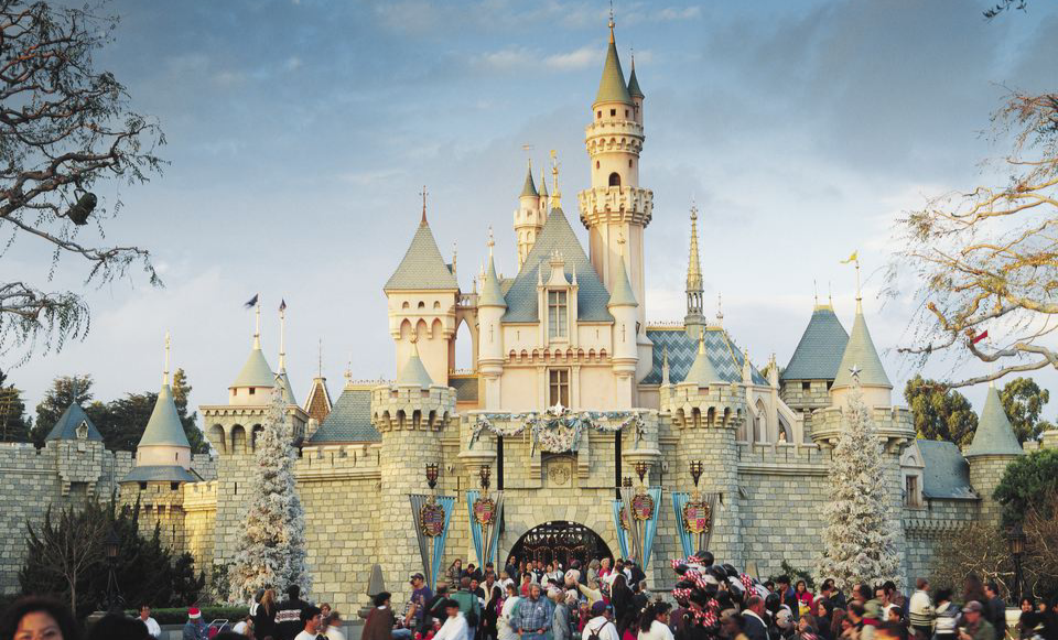 大连公布了一个城市logo但是怎么看起来像迪士尼