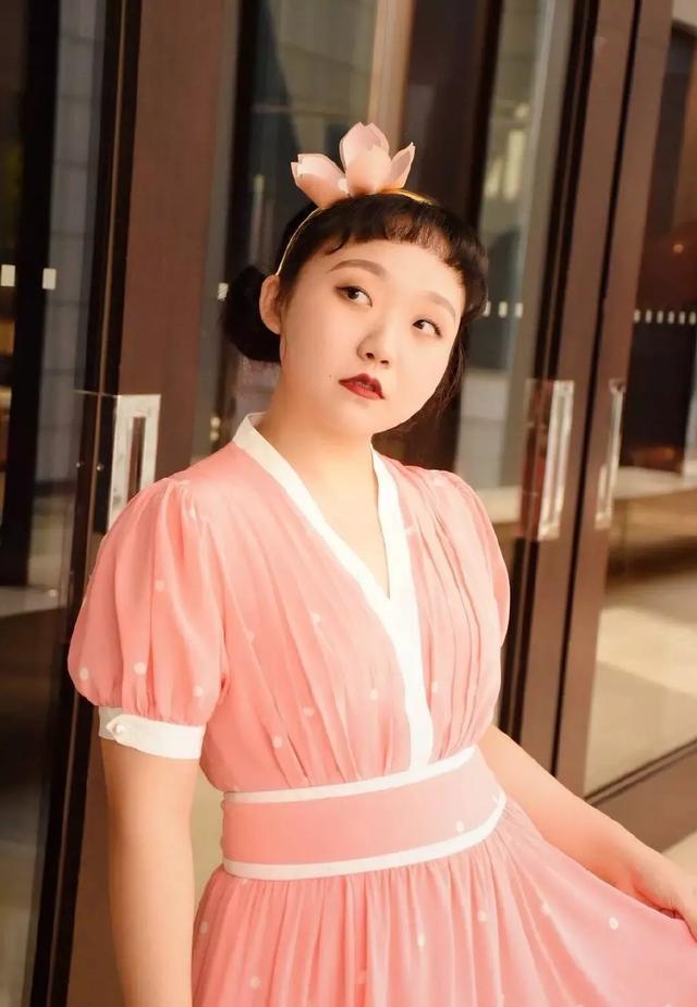 乌日娜:没拒绝过潜规则的女演员,当不了好导演